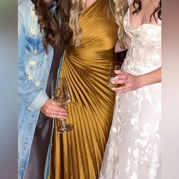 Vici Modern Day Glam One Shoulder Asymmetrical Maxi Dress Bronze/Golden Ochre L - Picture 4 of 7